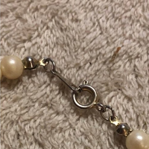 Vintage faux pearl bracelet - Picture 2 of 2